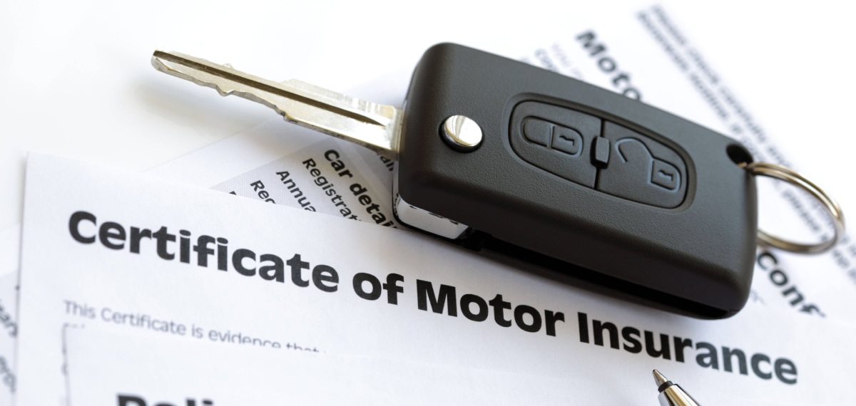 കുറഞ്ഞ നിരക്കിൽ വാഹന ഇൻഷുറൻസ് വാ​ഗ്ദാനം ചെയ്ത് വ്യാജ പരസ്യങ്ങൾ; ജാഗ്രത പാലിക്കണമെന്ന് റാസല്‍ഖൈമ പൊലീസ്