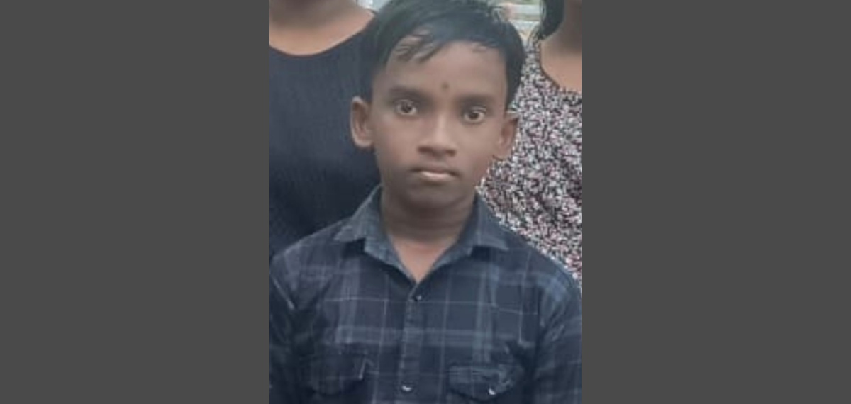 വീടിനോട് ചേർന്ന ഷെഡിൽ സൂക്ഷിച്ചിരുന്ന മെഷീൻ പ്രവർത്തിപ്പിക്കാൻ ശ്രമിച്ചു; കുണ്ടറയിൽ 12കാരൻ ഷോക്കേറ്റ് മരിച്ചു