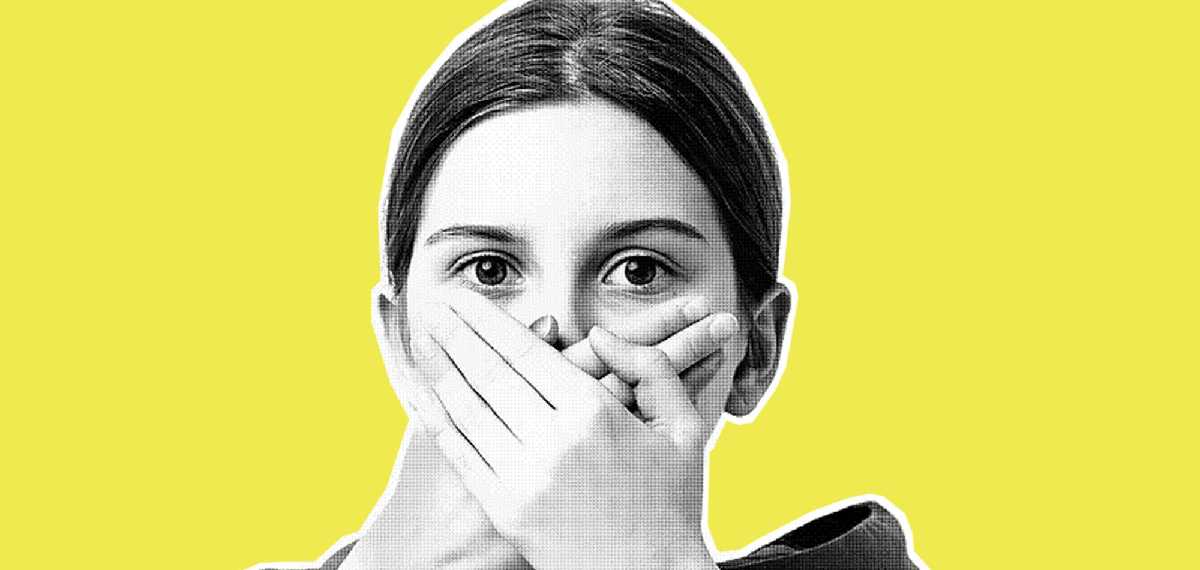 telling lies gesture