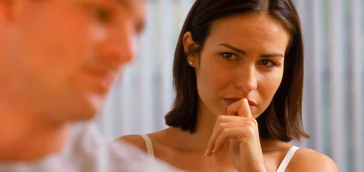 അവര്‍ പറയുന്നത് കളളമാണോ?; ഒരാള്‍ നിങ്ങളോട് പറയുന്നത് കള്ളമാണോ എന്ന് മനസിലാക്കാന്‍ 7 വഴികള്‍