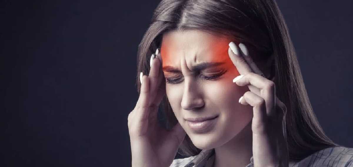 ഇടയ്ക്കിടെയുണ്ടാകുന്ന തലവേദന അവഗണിക്കരുത്; കാരണങ്ങള്‍ പലതാണ്