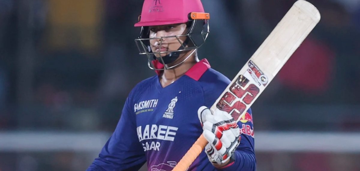 ആദ്യ ഓവറിൽ തന്നെ നാല് സിക്സർ; കഴിഞ്ഞ മത്സരത്തിൽ ഡക്കാക്കിയ പ്രഫുലിന് വൈഭവിന്റെ മറുപടി