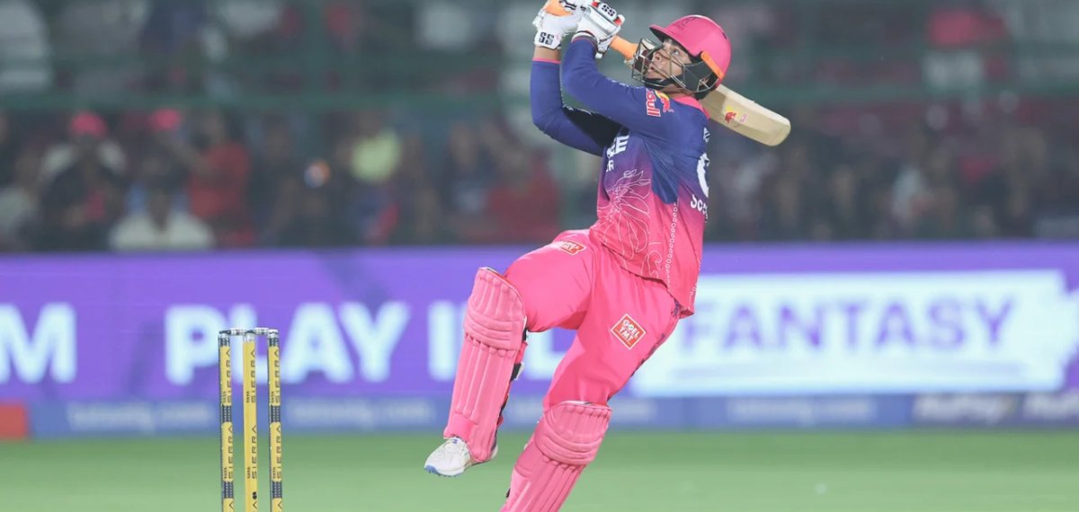 ഇവന് ഭ്രാന്താടാ!; വൈഭവിന് ഹൈദരാബാദിനെതിരെ 36 പന്തിൽ സെഞ്ച്വറി