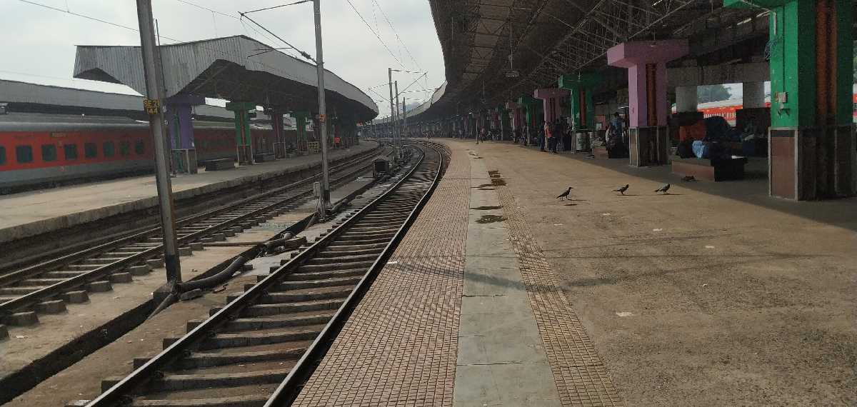 ഇന്ത്യയിലെ ഏറ്റവും വലിയ റെയില്‍വേ സ്റ്റേഷന്‍ ഏതാണ്?; അതിന്റെ പ്രത്യേകതകള്‍ എന്തൊക്കെയാണ്