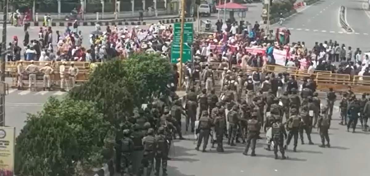 മണിപ്പൂരില്‍ വന്‍ സംഘര്‍ഷം; മുഖ്യമന്ത്രിയുടെ വസതിയിലേക്ക് റാലി നടത്തിയ പ്രതിഷേധക്കാരും പൊലീസും ഏറ്റുമുട്ടി