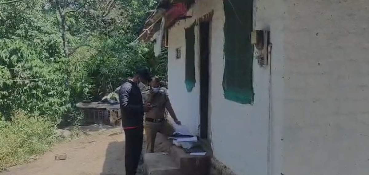 ഇടുക്കിയില്‍ അമ്മയെയും മകനെയും കൊന്ന് കുഴിച്ചുമൂടിയതായി സംശയം