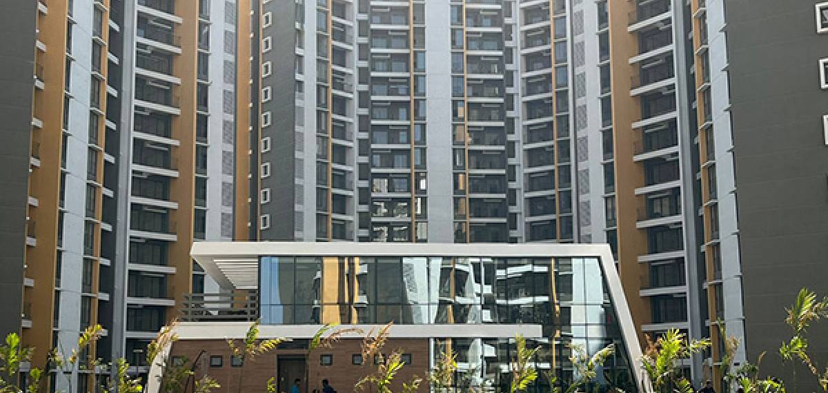 building in India has the highest rent