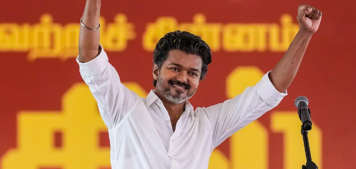 മുഖ്യമന്ത്രിയായി; ഇനി വിജയ്ക്ക് സാലറിയെത്ര? കേരള മുഖ്യമന്ത്രിയേക്കാള് 1 ലക്ഷം കൂടുതല്