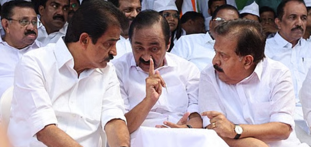 ആഭ്യന്തരം, റവന്യൂ അടക്കമുള്ള മന്ത്രിസ്ഥാനം വേണമെന്ന് കെ സി പക്ഷം, അതൃപ്തി തുടര്ന്ന് ചെന്നിത്തല പക്ഷം