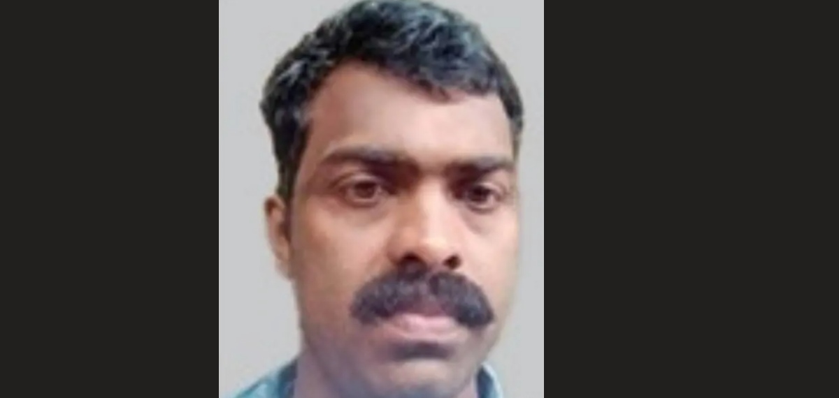 മഴ നനയാതിരിക്കാൻ ടിപ്പർ ലോറിയുടെ അടിയിൽ കയറി; ഉയർത്തിവെച്ചിരുന്ന ഡംപ് ബോക്സ് പതിച്ച് യുവാവിന് ദാരുണാന്ത്യം