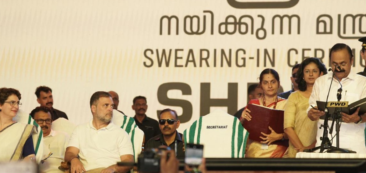 സത്യപ്രതിജ്ഞാച്ചടങ്ങിൽ പ്രോട്ടോക്കോൾ ലംഘനം; വേദിയിൽ അനുവാദമില്ലാതെ കയറിയവരുടെ വിവരങ്ങൾ നൽകണമെന്ന് ഡിജിപി