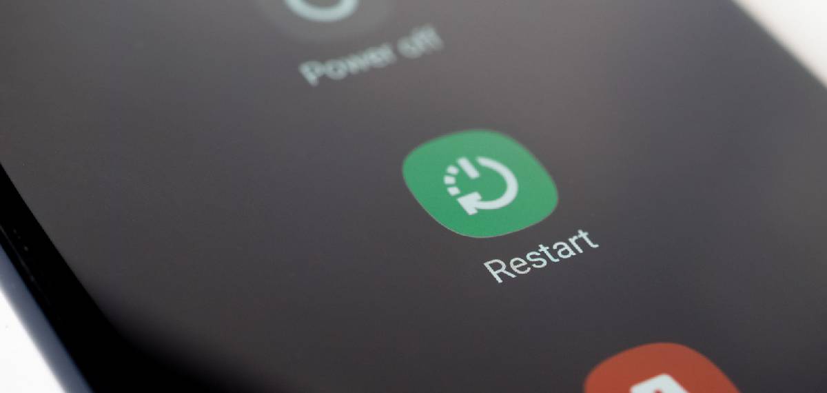 switch off and restart mobile