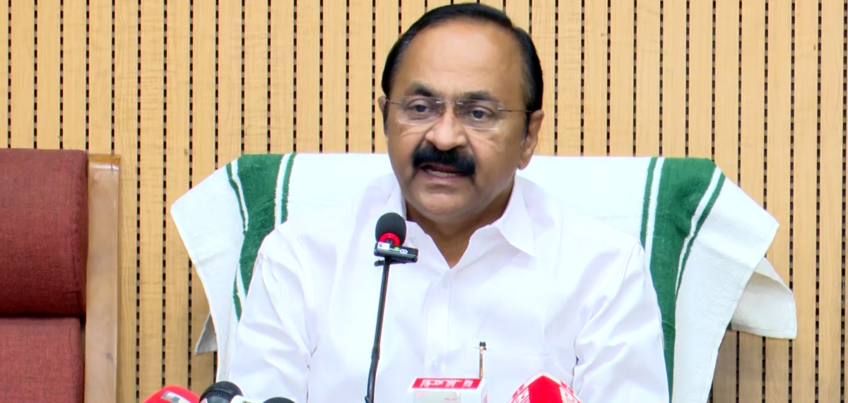 മുനമ്പത്ത് രണ്ട് മതവിഭാഗങ്ങളെ തമ്മിലടിപ്പിക്കാൻ സംഘപരിവാർ ശ്രമിച്ചു, LDF സർക്കാരതിന് കുടപിടിച്ചു: മുഖ്യമന്ത്രി
