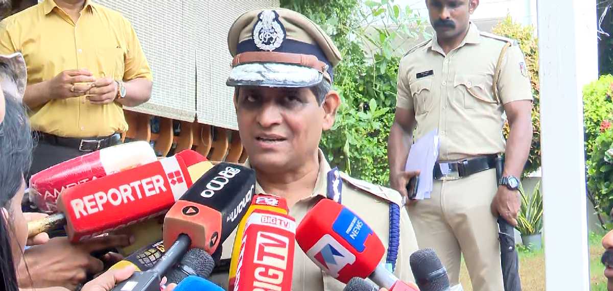 ED റെയ്ഡിനിടെ അക്രമം: CPIM കലാപശ്രമം നടത്തി, ആഭ്യന്തരമന്ത്രിക്ക് DGPയുടെ റിപ്പോര്ട്ട്