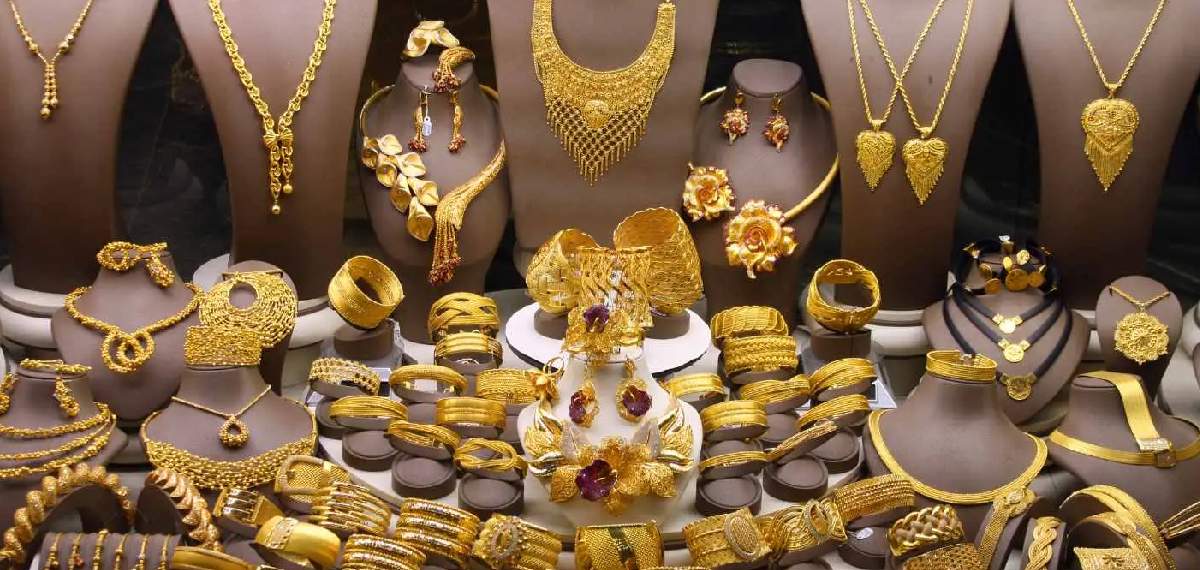 സ്വർണവിലയില് വലിയ പെരുന്നാള് സമ്മാനം: തുടർച്ചയായ മൂന്നാം ദിനവും ഇടിവ്