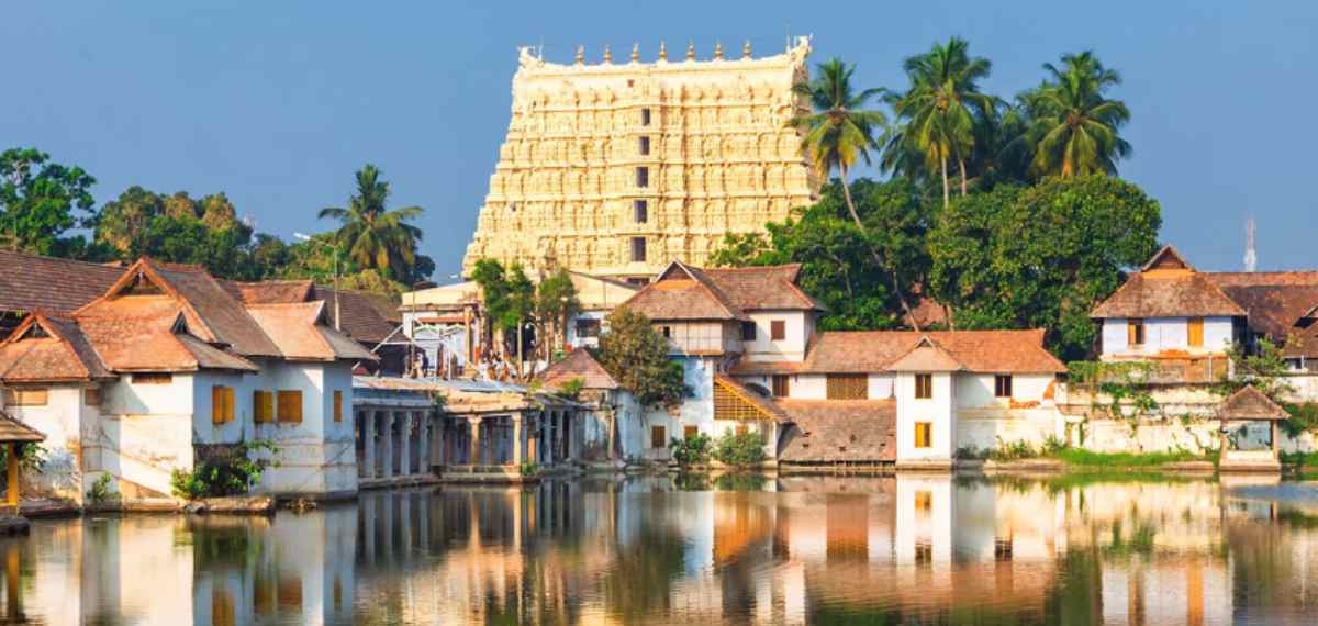 പത്മനാഭസ്വാമി ക്ഷേത്രത്തിലെ അമൂല്യവസ്തുക്കള് കാണാതായ സംഭവം; റിപ്പോര്ട്ട് ഇന്ന് ആഭ്യന്തര മന്ത്രിക്ക് കൈമാറും
