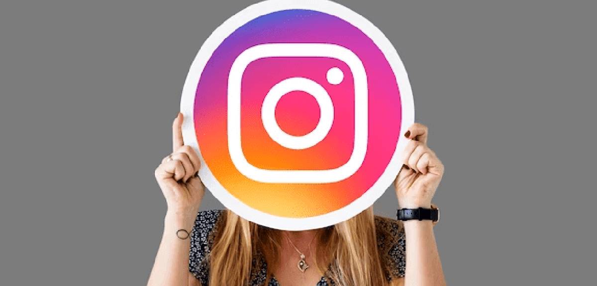 instagram profile,profile grid