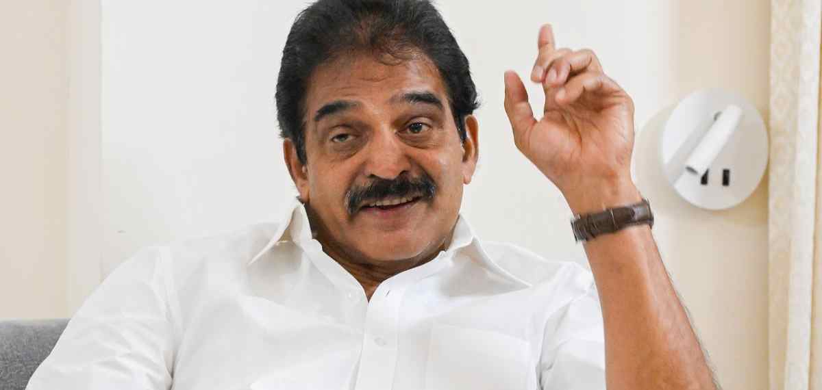 ഇന്ത്യയില് ജനാധിപത്യം പരിതാപകരമായ നിലയില്, ഇപ്പോള് നടക്കുന്നത് 'സീറ്റ് ചോരി': കെ സി വേണുഗോപാല്