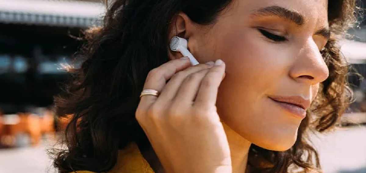 earbuds have hidden features