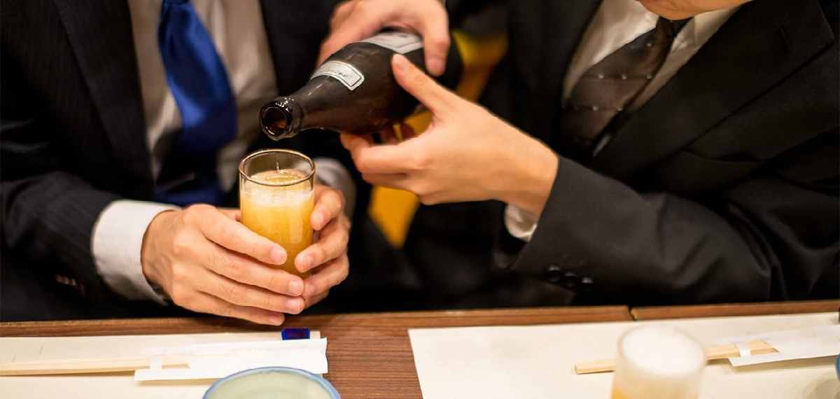 drinking with boss a sign of loyalty in japan