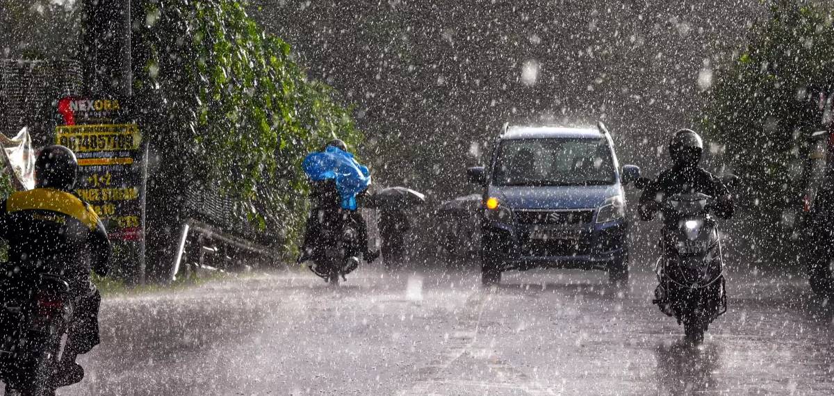 സംസ്ഥാനത്ത് അതിശക്തമായ മഴയ്ക്ക് സാധ്യത; ഇന്ന് 6 ജില്ലകളില്‍ ഓറഞ്ച് അലേര്‍ട്ട്