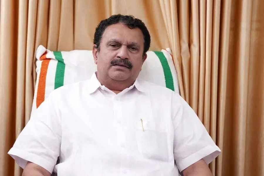 ആരോഗ്യ വകുപ്പിലെ അനാസ്ഥ: 10വർഷത്തെ പർച്ചേസ് അന്വേഷിക്കാന് വിദഗ്ധ സമിതി; നിർദേശം നൽകി കെ മുരളീധരന്