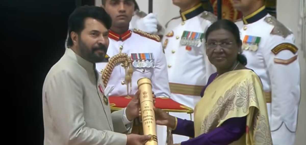 പത്മഭൂഷൺ നിറവില് മമ്മൂട്ടി, ജസ്റ്റിസ് കെ ടി തോമസിന് പത്മവിഭൂഷൺ; പുരസ്കാരങ്ങൾ ഏറ്റുവാങ്ങി