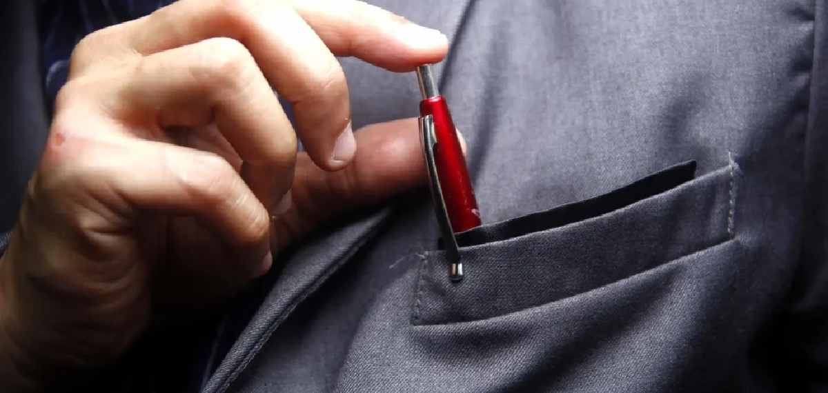  history of pockets in clothes