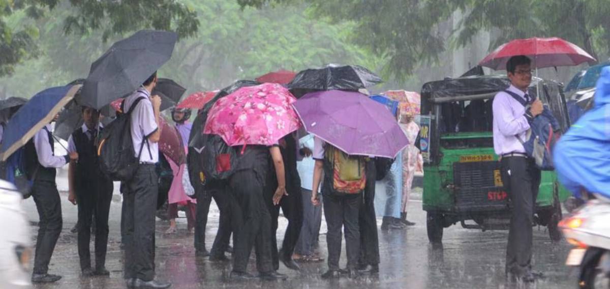 കനത്ത മഴ; കാസര്‍കോട് ജില്ലയിലെ വിദ്യാഭ്യാസ സ്ഥാപനങ്ങള്‍ക്ക് നാളെ അവധി