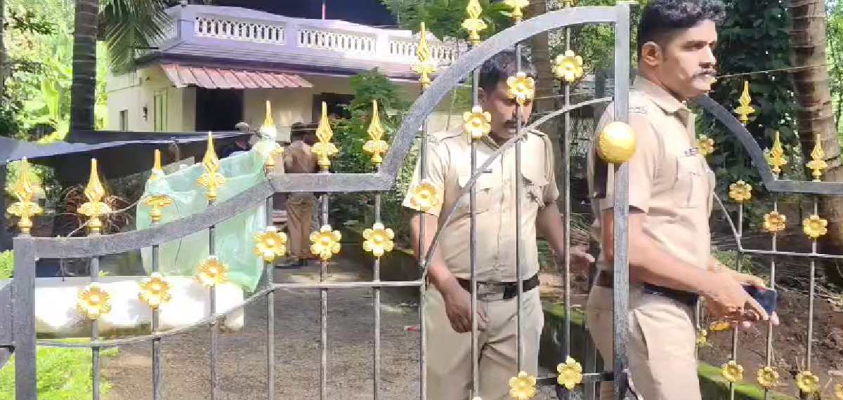 വീട്ടുമുറ്റത്ത് കത്തിക്കരിഞ്ഞ നിലയില്‍ അജ്ഞാത മൃതദേഹം; അന്വേഷണം