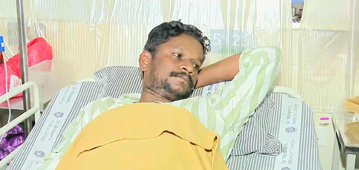 'സ്ത്രീയെ രക്ഷിക്കാനാണ് മണ്ണിടിയുന്ന ഭാഗത്തേക്ക് ഓടിയത്, തലയൊഴികെയുള്ള എന്റെ ശരീരഭാഗം മണ്ണിനടിയിലായി'