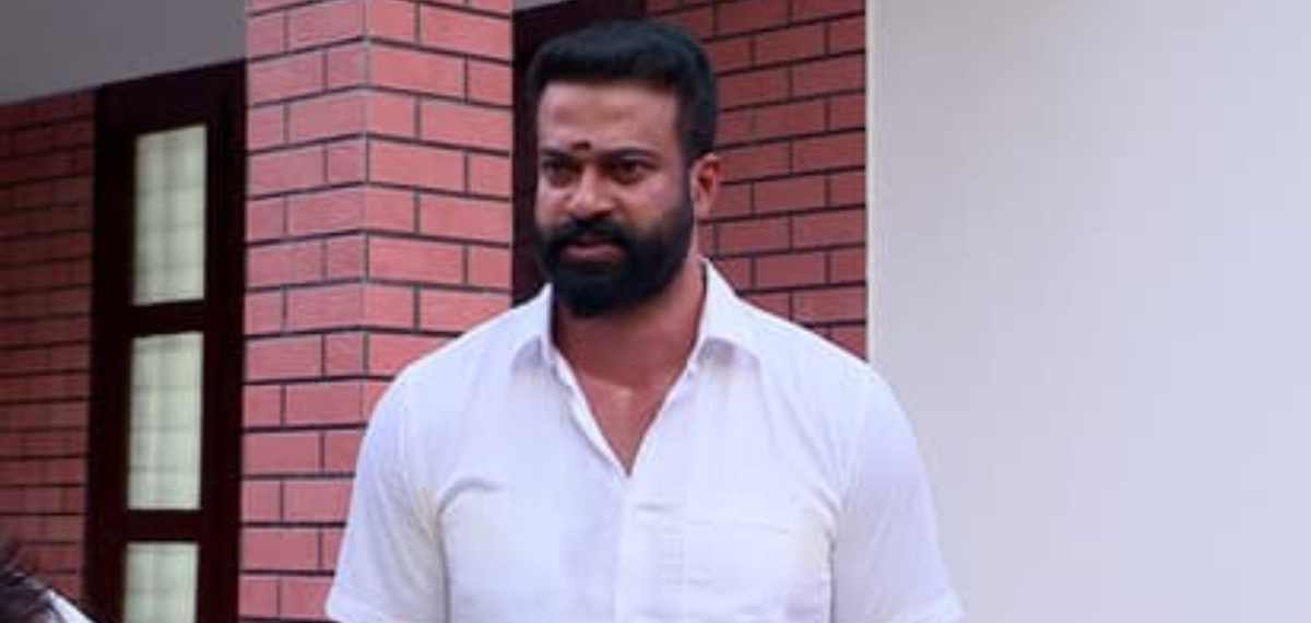 'സത്യപ്രതിജ്ഞ ചെയ്യാന് ജയിലില് നിന്ന് താല്ക്കാലികമായി വിട്ടയക്കണം'; BJP കൗണ്സിലര് ആര് സുഗതന് ഹൈക്കോടതി
