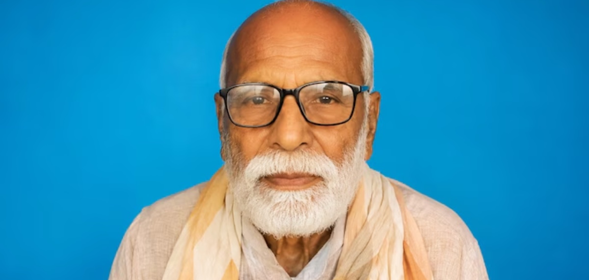 വാർദ്ധക്യ പെൻഷൻ പിൻവലിക്കാനെത്തി; ബാലൻസ് പരിശോധിച്ചപ്പോൾ 759 കോടി രൂപ, അന്തംവിട്ട് 82കാരൻ