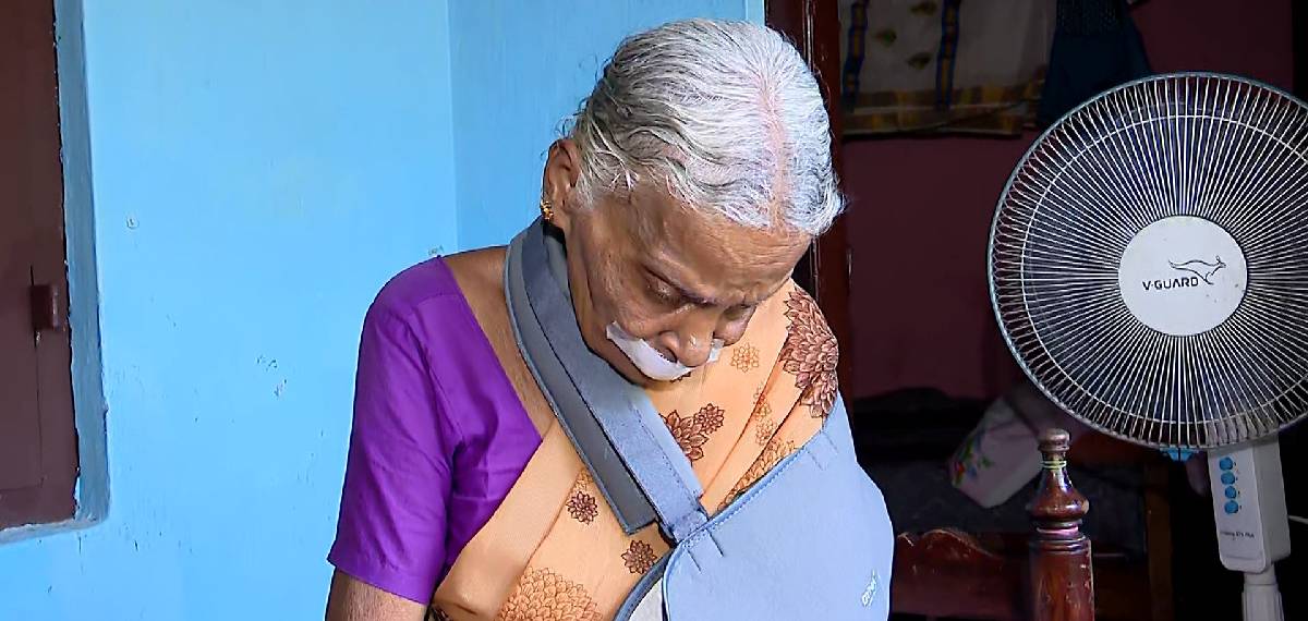 തിരുവനന്തപുരത്ത് അമ്മയ്ക്ക് മകൻ്റെ ക്രൂര മര്ദനം; ചുണ്ട് ഇടിച്ചു പൊട്ടിച്ചു, വീട്ടില് നിന്ന് ഇറക്കി വിട്ടു