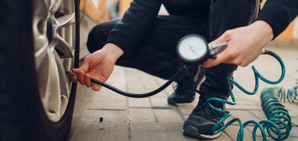 correct tire pressure in  vehicle