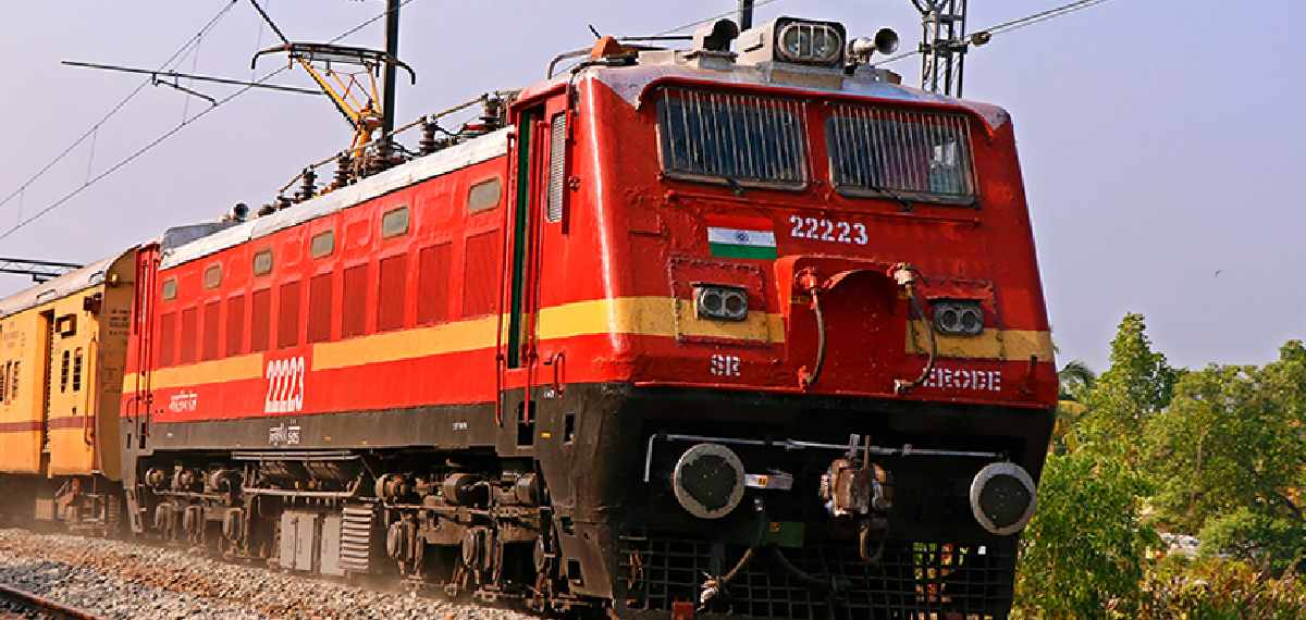 how a loco pilot stop train