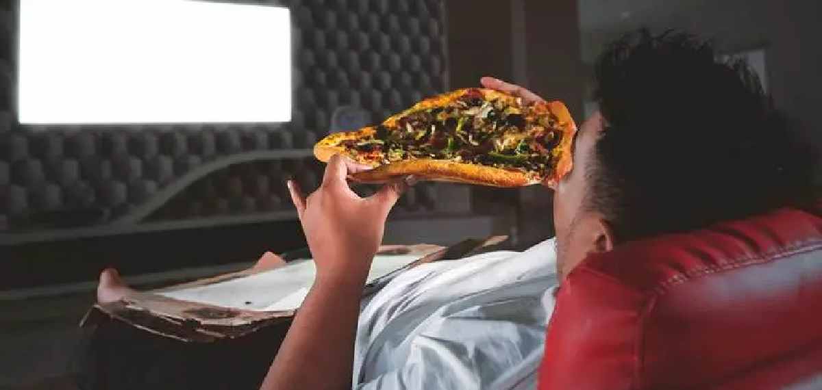 Eating late at night 