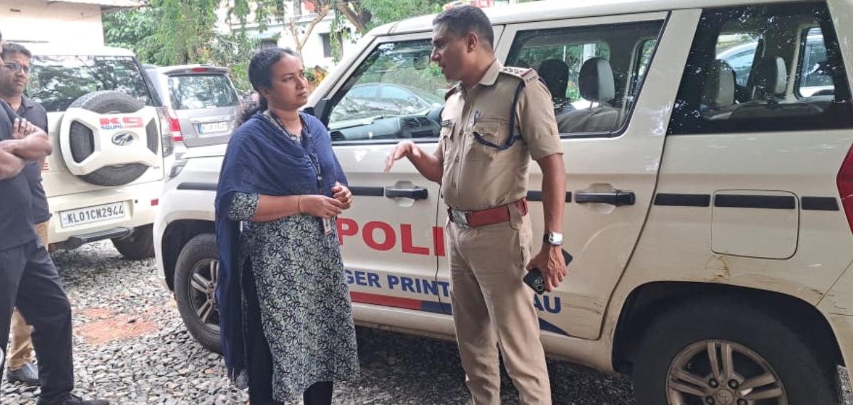 ചെറുതുരുത്തിയില് സ്ത്രീയെ കഴുത്തുഞെരിച്ച് കൊലപ്പെടുത്തി; സുഹൃത്തായ പ്രതി സ്റ്റേഷനില് കീഴടങ്ങി