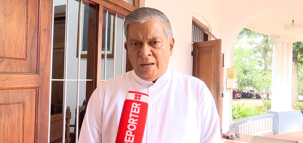 മത്സ്യത്തൊഴിലാളികളെ കാണാതായ സംഭവം: ദുരന്ത നിവാരണ സംവിധാനം ഉറക്കത്തില്;കടുത്ത വിമര്ശനവുമായി ഫാ. യൂജിന് പെരേര