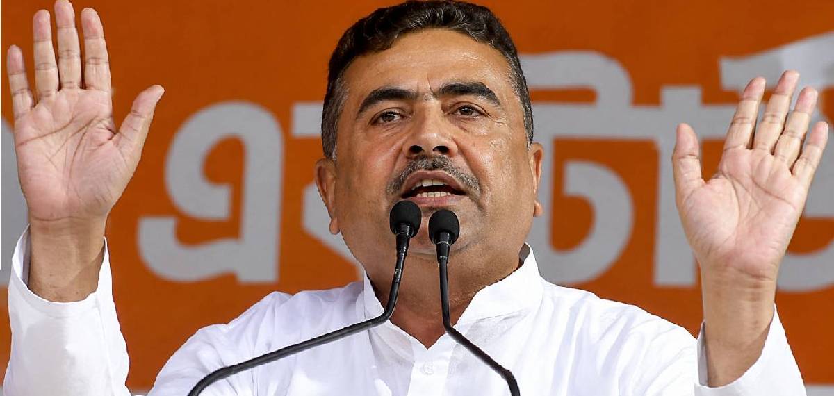 'അടിയന്തരാവസ്ഥ കാലത്ത് ജയിലില് കിടന്നവര്ക്ക് മാസം 10,000 രൂപ പെന്ഷന്'; പ്രഖ്യാപനവുമായി ബംഗാള് സര്ക്കാര്