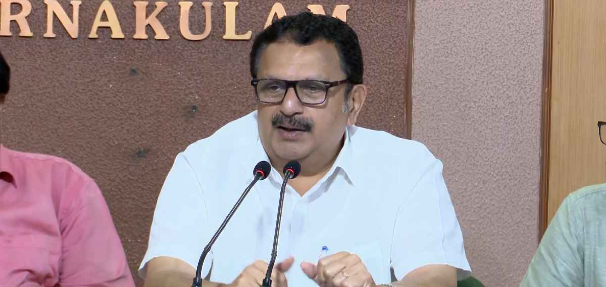പരിയാരം മെഡിക്കല്‍ കോളേജില്‍ കുത്തഴിഞ്ഞ സിസ്റ്റം, നിരവധി പ്രശ്നങ്ങളുണ്ട്: മന്ത്രി കെ മുരളീധരന്‍