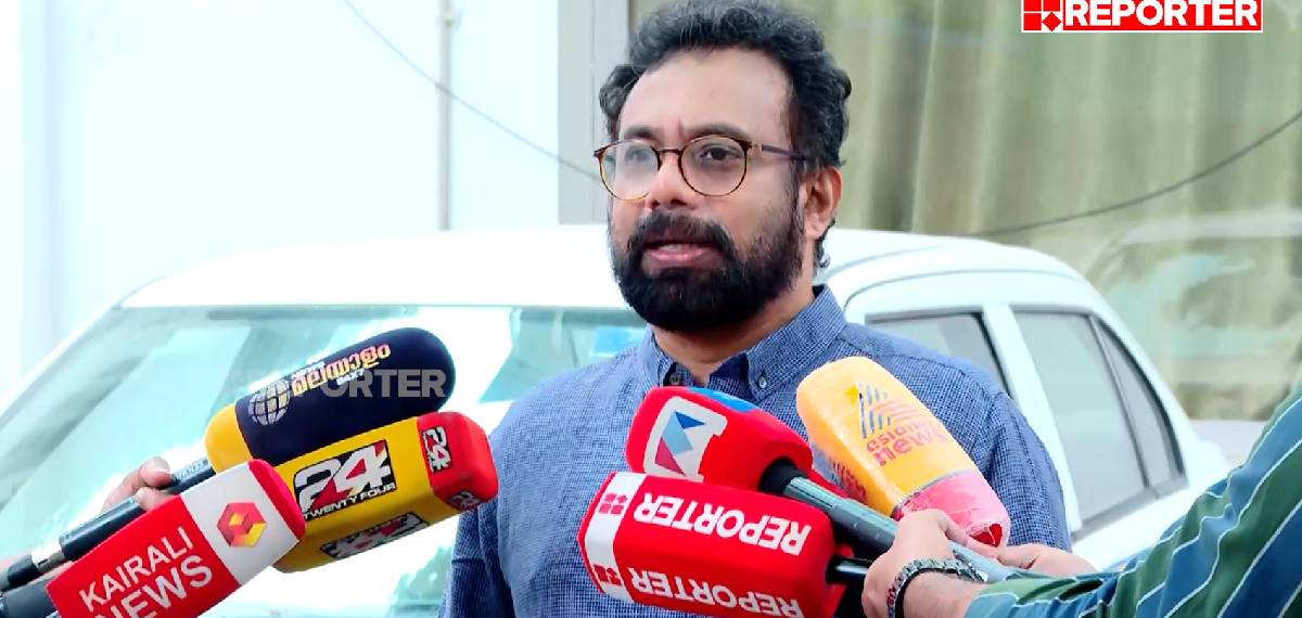 'ബ്രിട്ടീഷുകാര്ക്ക് മാപ്പപേക്ഷ കൊടുത്ത സവര്ക്കറുടെ അനുയായി'; നിര്മലാ സീതാരാമനെതിരെ ആഞ്ഞടിച്ച് ബ്രിട്ടാസ്