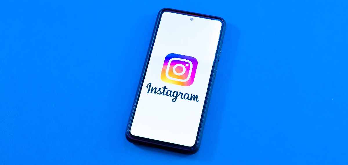 view someone's Instagram story