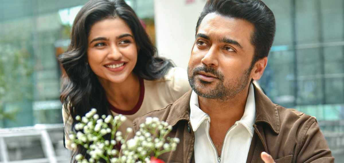 മമിതയും സൂര്യയും പൊളിച്ചു, കിടിലൻ ഫാമിലി എന്റർടെയ്നർ; മികച്ച പ്രതികരണം നേടി വിശ്വനാഥ് ആന്റ് സൺസ്