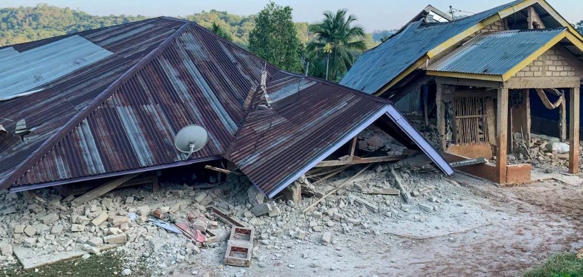 ഇന്തോനേഷ്യയിലെ ഭൂചലനം; രണ്ട് പേര് കൊല്ലപ്പെട്ടു, രക്ഷാപ്രവർത്തനം തുടരുന്നു