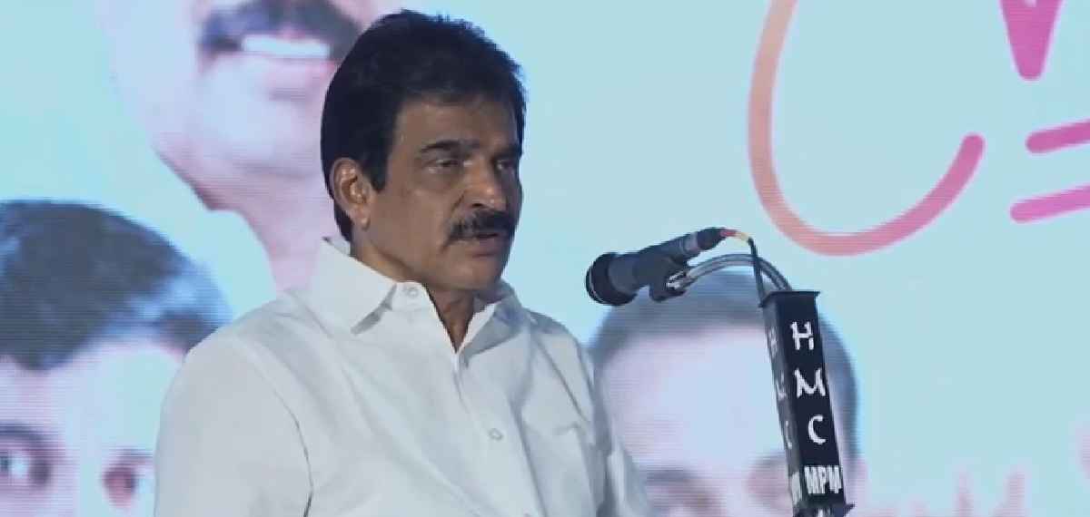 'കാലവർഷക്കെടുതി മുഖ്യമന്ത്രിയും റവന്യൂ മന്ത്രിയും ഒറ്റക്കെട്ടായി നിന്ന് വിജയകരമായി തരണം ചെയ്തു'; പുകഴ്ത്തി KC