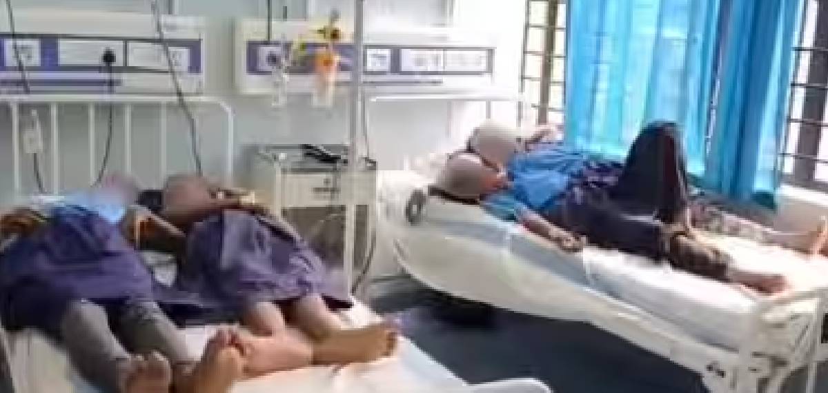 ബിഹാറില്‍ ഉച്ചഭക്ഷണത്തിനിടെ ഉപ്പിന് പകരം നല്‍കിയത് ഡിറ്റര്‍ജന്റ്; 40 വിദ്യാര്‍ത്ഥികള്‍ ആശുപത്രിയില്‍