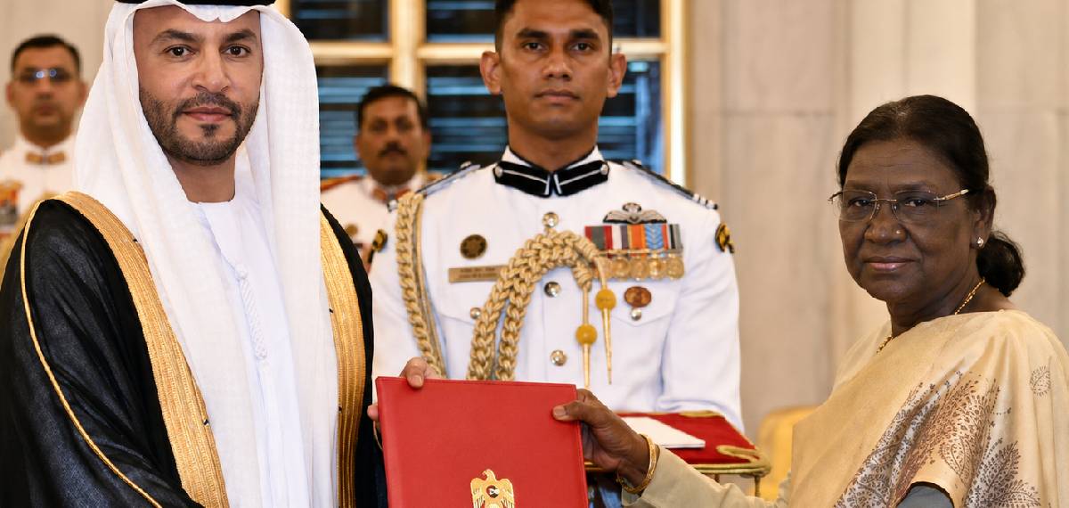 ഇന്ത്യയിലെ യുഎഇ അംബാസഡറായി അബ്ദുള്ള സൈഫ് അൽ നുഐമി; രാഷ്ട്രപതി ദ്രൗപദി മുർമുവിന് അധികാരപത്രം സമർപ്പിച്ചു