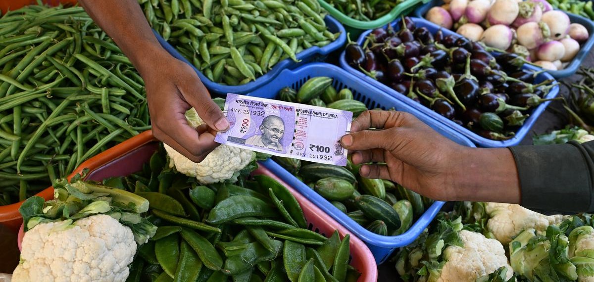വിലക്കയറ്റം പിടിച്ചുകെട്ടാൻ കേരള സർക്കാർ; വിപണി ഇടപെടൽ ശക്തമാക്കും