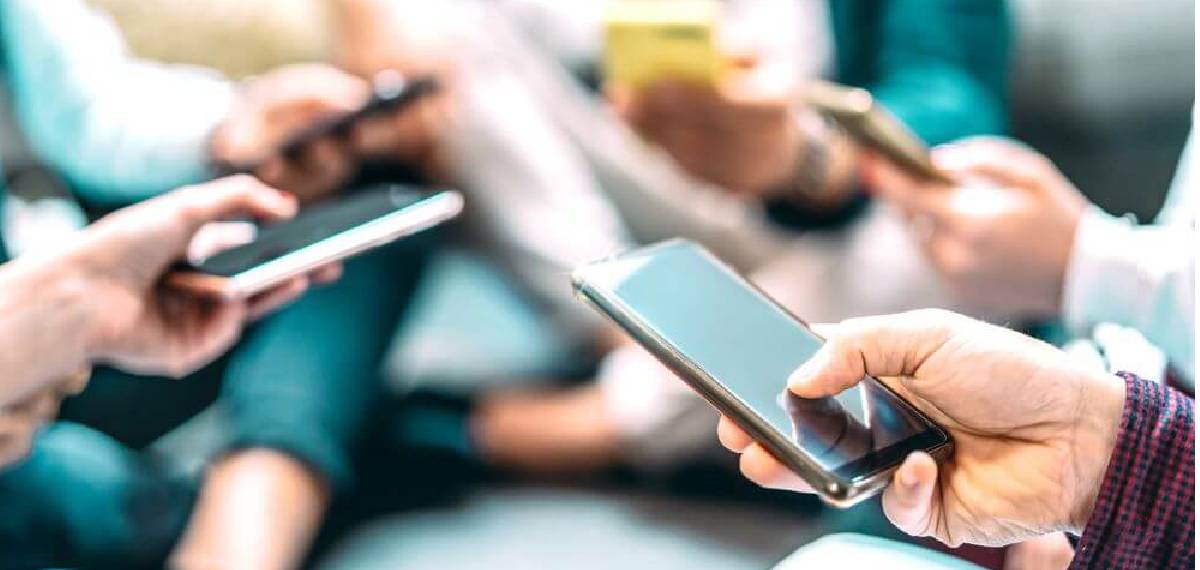 bluetooth always on  phone get hacked